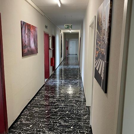 M&R Motel Росток Екстериор снимка