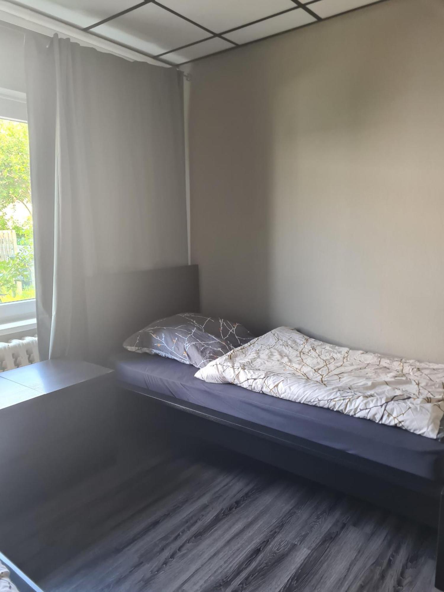 M&R Motel Росток Екстериор снимка